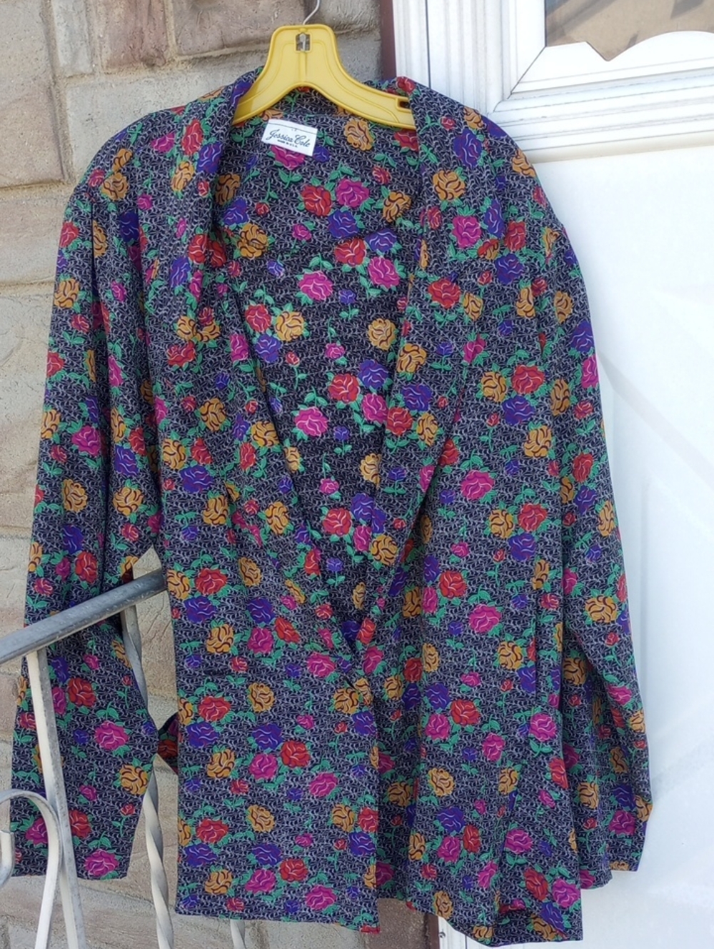 Jessica Cole Colorful Floral Plus Size Blazer. Black Purple Red Gold Fuschia